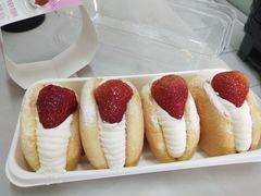 草莓布雪蛋糕-米旗(承德店)