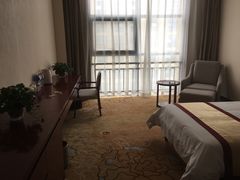 -兴芮温泉度假区