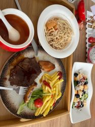 -禾馨·母婴护理月子中心(世纪大道店)