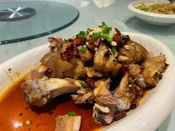 -鑫淼餐饮娱乐中心(江东街店)