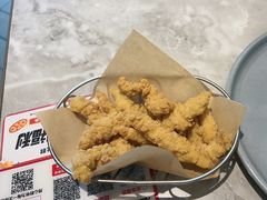 -必胜客(济微路店)