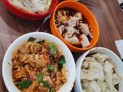 -继红顺河抄手名小吃