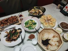 五花肉烧笔管-良友·海鲜青岛菜(五四广场店)