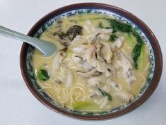 -明呈黄鱼面馆(斜土路店)