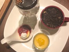 -恰餐厅及酒吧 CHAR Bar & Grill (北京丽都皇冠假日店)
