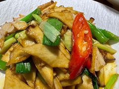 -九锅一堂酸菜鱼(学府凯德店)