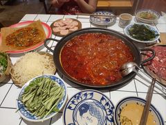 -旧街市鲜货老火锅(大光路店)