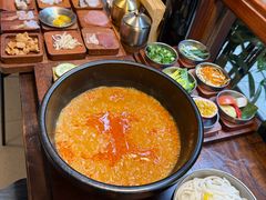 -银米·云南传统过桥米线(双廊黑金冠店)
