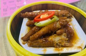 Delicious Sauce Chicken Feet