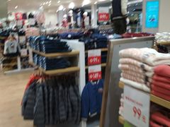 店内环境-优衣库(沈阳万象城店)