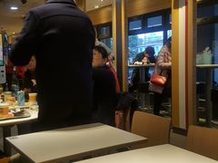 -麦当劳(江湾镇店)
