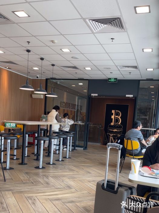 麦当劳(世贸店)图片