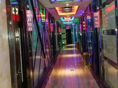 -名星会量贩式KTV旗舰店(盈熙广场店)
