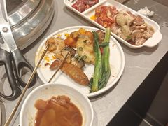-黑金·寻焰自助百汇·烤肉·火锅(中街店)