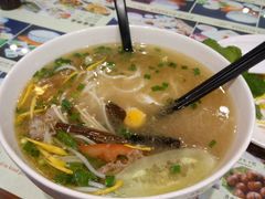 -桥香园正宗过桥米线(机场五店)