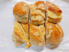 豆沙蛋黄酥-闻酥园(青羊区人民中路店)