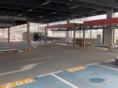 场地-万象城-停车场