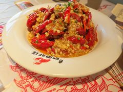 -肥肥虾庄·金牌油焖大虾(汉街SKP店)