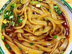 -拈签一笑黄牛肉辣卤串串