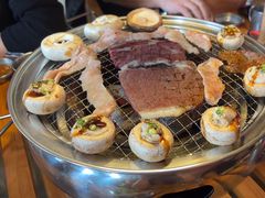 -叽叽扎扎烤肉场(生态城万达店)