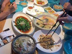 -荷塘秋月·本帮江浙菜(国权路店)