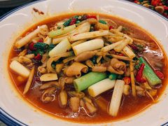 -去吃小龙虾·江湖菜·烧烤(南滨路店)