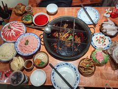 -周小明火锅(黑金冠社区店)