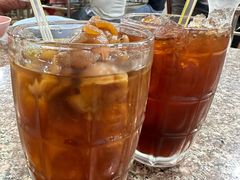 龙眼茶-榮泰米粉湯(Left Shop)