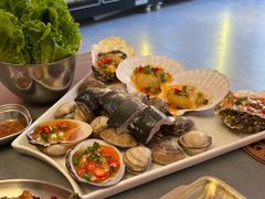 -围炉肉舍•炭烤活鳗•丹东海鲜烤肉(步行街店)