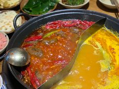 -王婆乔鲜鱼自助火锅(蜀汉路店)