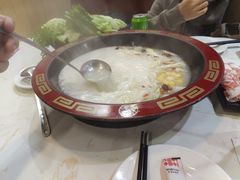鲜斑鱼汤锅底-京门活鱼馆·鱼火锅(百子湾（原红庙）店)
