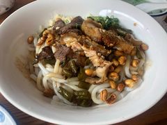 -牛八宝桂林米粉(八里庄店)