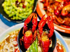 -沪小胖小龙虾(淮海中路旗舰店)