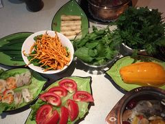 -一叶一世界·素食餐厅(锦华万达店)