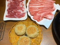 手切鲜羊肉-年巴羊肉铺老铜锅(梅江店)