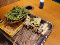 -牛串门串串香(东直门簋街总店)