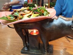 -云海肴·汽锅鸡·云南菜(天山百盛优客店)