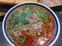 -云阿蛮云南生烫牛肉米线(奉贤路店)