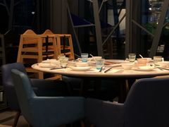 -港丽餐厅(高德置地店)