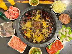 -邓莽子老火锅(中兴路总店)