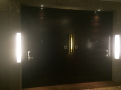 -西安大雁塔科技大学地铁站亚朵酒店