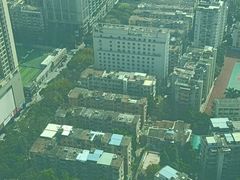-云顶旋转自助景观餐厅