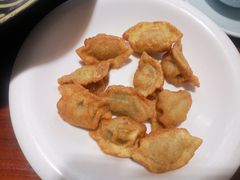 -茸梅路右拐龙虾-农家菜(松江店)