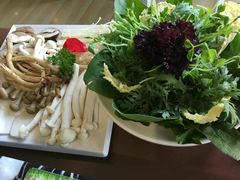 -何鲜菇火锅(大营盘店)