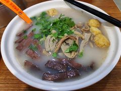 -万宝财富商业广场