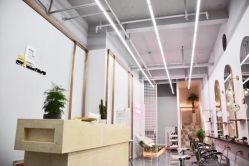 -茶发Salon·烫发染发理发