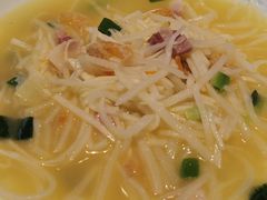 -港丽餐厅(高德置地店)