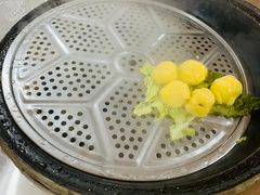 -粘豆包柴火铁锅炖