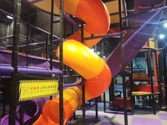 -Tenker Club弹刻极限主题公园 · 蹦床 · 团建 · 生日派对(大关店)