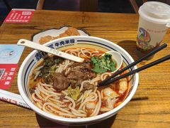-鑫花溪牛肉米粉(文星广场店)